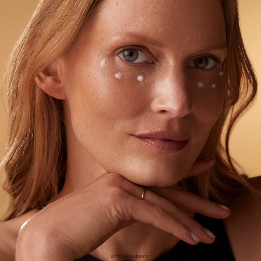 грижа за кожата Shiseido възстановяващ крем за контура на очите и устните DJ08T452