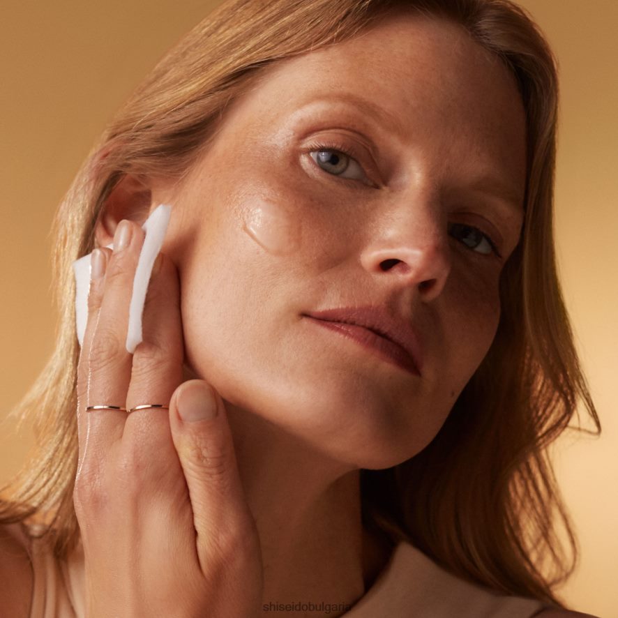 грижа за кожата Shiseido концентриран балансиращ омекотител DJ08T460