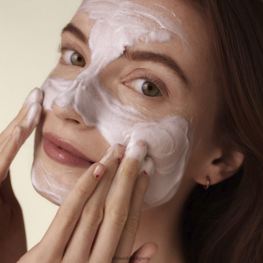 грижа за кожата Shiseido дълбоко почистваща пяна (за мазна до склонна към петна кожа) DJ08T437